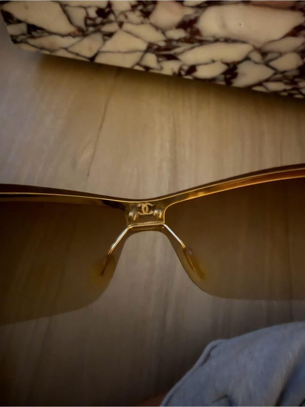 CHANEL Vintage 4043 Rimless Sunglasses - Picture 6 of 8